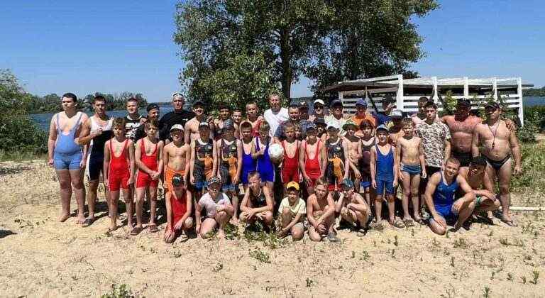 Відкрите тренування з греко-римської боротьби на Голубих озерах