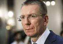 Латвія після удару по Кременчуку закликала перестати телефонувати в Кремль