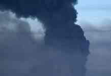 Війська РФ обстріляли Харків: частина міста залишилася без світла