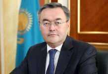 У Казахстані закликали розробити план відмови від ядерної зброї через війну в Україні