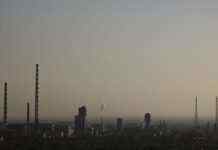 Сєвєродонецьк не скорився за один-два дні, тому його рівняють із землею, – мер