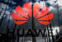 Huawei почала закривати свої магазини в Росії