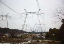 За тиждень енергетики ДТЕК повернули світло в майже півмільйона домівок в зоні бойових дій