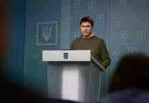 “Де буде Медведєв за 2 роки – питання”. Подоляк відповів на погрози щодо ленд-лізу по газу