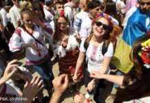 Українці – це європейці. Експерт пояснив, чому біженців так підтримують у ЄС