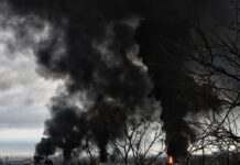 Ракетний удар по Одеській області: загорілися будинки, є поранені, серед них-дитина