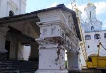 Під Святогірськом йдуть бої, в лаврі залишаються сотні українців, – ВЦА