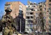 Окупанти розміщують техніку і боєприпаси в житлових кварталах Бердянська