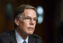 Китай викликав посла США: що відомо