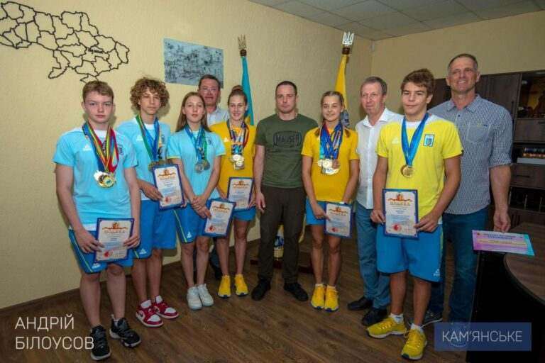 Пловці Камʼянського здобули більше 50 золотих, срібних та бронзових медалей на 5-ти міжнародних змаганнях