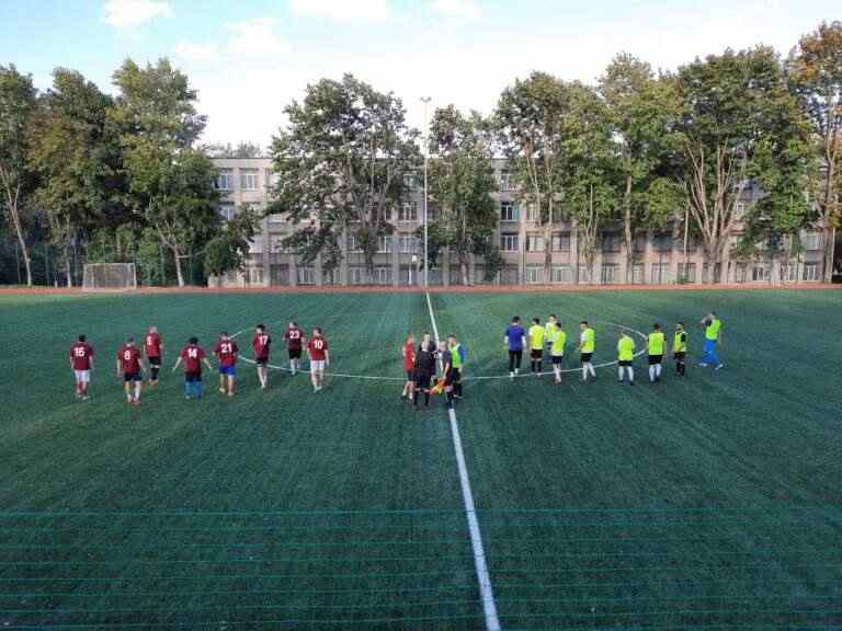 Осінній чемпіонат з футболу у Кам’янському: останні новини й рахунки