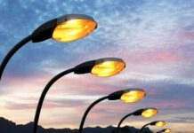 1 вересня у Кам’янському запрацює вуличне освітлення