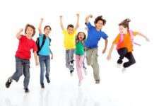 Центр молодіжних ініціатив Кам’янського провів заняття з танцювальної терапії