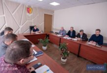 В Камʼянському пройшло засідання штабу з питань підготовки до опалювального сезону: місто готове на 98%