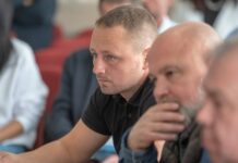 КП «Добробут» у Камʼянському планує придбати до зими нову спецтехніку