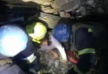 Рятувальники звільнили родину з погреба зруйнованого будинку: Наслідки нічного обстрілу Запоріжжя