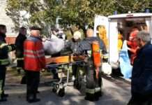 В Запоріжжі вогнеборці під час пожежі врятували 76-річну жінку