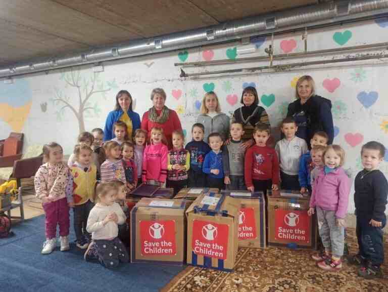 Заклади дошкільної освіти Кам’янського отримали розвиваючі набори