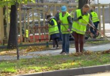 Комунальники проводять осінні роботи в Кам’янському