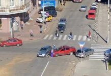 Не пропустив: ДТП на проспекті Яворницького у Дніпрі