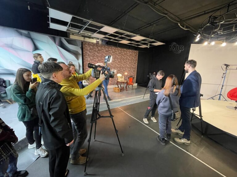 “Молодіжна медіашкола” завітала до Міської інформаційної служби