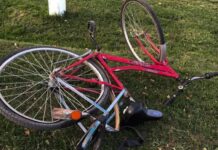 В Апостолово мотоцикл врізався у велосипедиста: обидва водія загинули