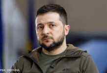 Не пасуємо перед ворогом. Зеленський розповів про тяжкі бої на Донбасі