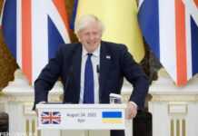 Джонсон закликав передати Україні необхідну зброю, аби закінчити війну у 2023 році