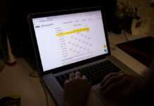 У Києві та низці областей завтра діятимуть планові відключення світла: графіки