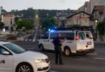 У Єрусалимі автомобіль врізався в автобусну зупинку: є загиблі