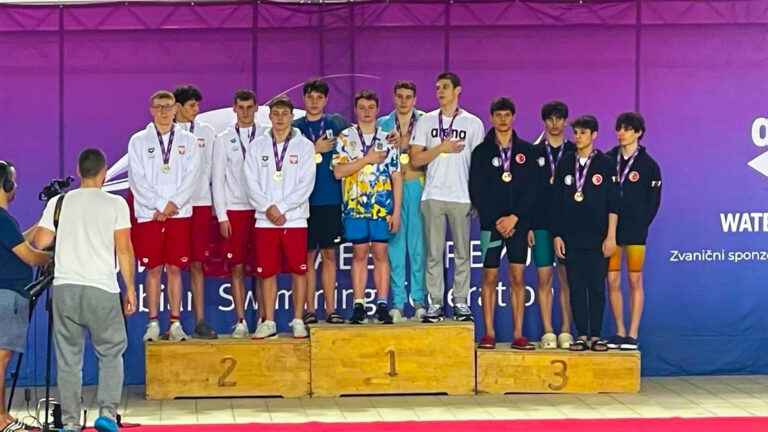 Спортсмени Кам’янського на Кіпрі вибороли призові місця на змаганнях з плавання