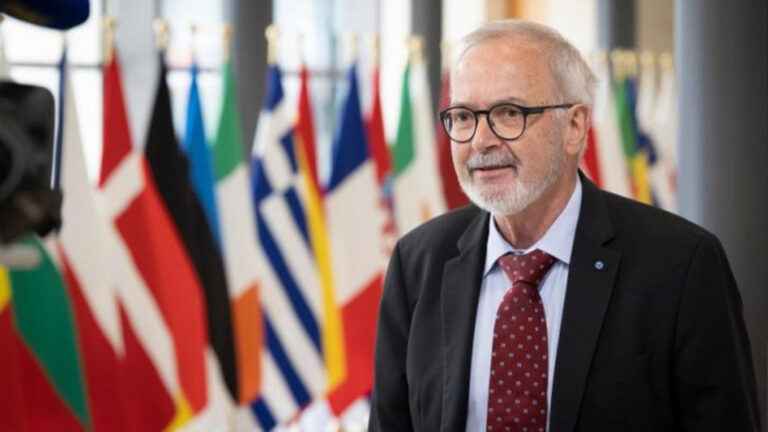 Президент ЄІБ відмітив участь Кам’янського в проєктах по реконструкції об’єктів