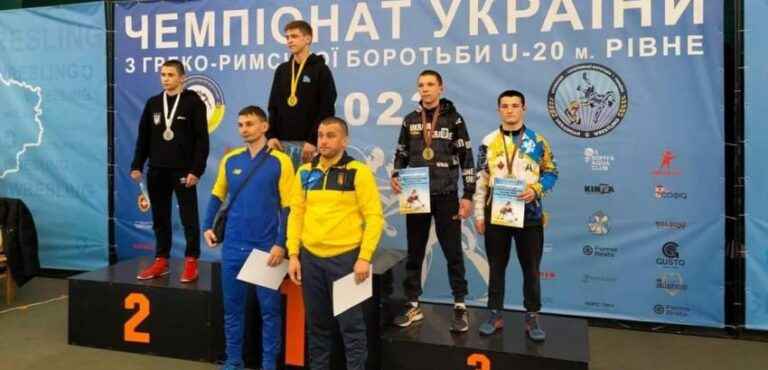 Спортсмени з Кам’янського стали призерами чемпіонату України з греко-римської боротьби