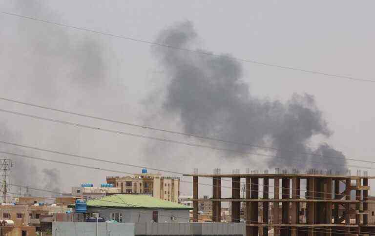 Спроба військового переворота в Судані: іноземців евакуюють з країни