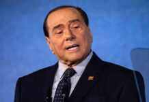 Екcпрем’єр Італії Берлусконі перебуває у реанімації, – ЗМІ