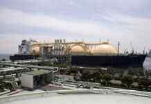 Надлишок природного газу у світі веде до падіння цін, – Bloomberg