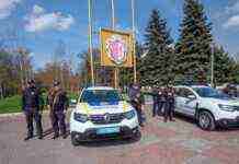 Кам’янське надало поліції нові автівки