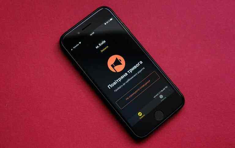 По всій території України оголошена повітряна тривога