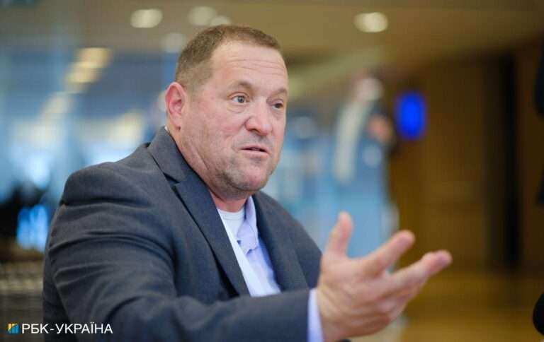 Американський генерал порівняв армії України та РФ і назвав найсильнішу