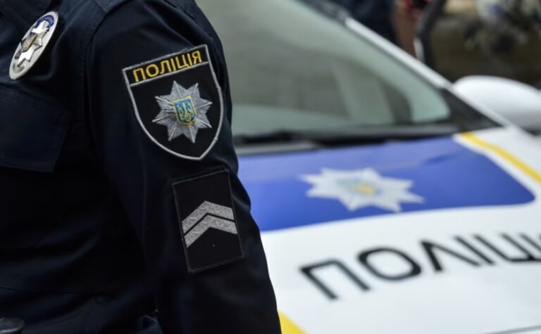 Наїхав на поліцейського та намагався втекти: у Кривому Розі затримали порушника