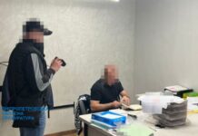 Заволоділи 4 млн грн коштів територіальних громад області: судитимуть мера м. Апостолове та 15 співучасників