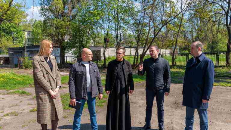 У Камʼянському побудують перший сучасний храм ПЦУ