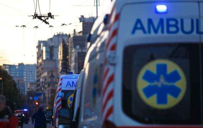 Російський обстріл Херсону: кількість загиблих знову зросла