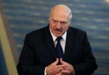 Вважає її своєю. Лукашенко розмріявся про удари російською ядерною зброєю