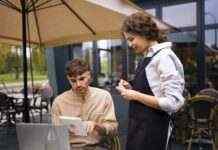 Без книги скарг. Українцям пояснили, як повідомити про погане обслуговування