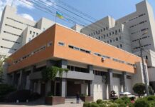 У Дніпрі екс-керівниця онкологічного диспансеру перешкоджає роботі медзакладу і наражає пацієнтів на небезпеку