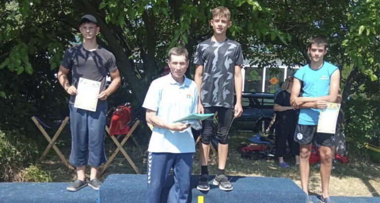 52 медалі вибороли веслярі з Кам’янського на обласному чемпіонаті