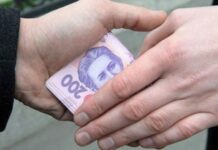 У Кривому Розі троє водіїв хотіли відкупитись від правоохоронців: деталі