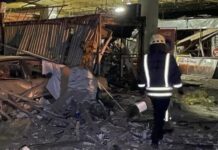 Серед ночі – потужні вибухи у Дніпрі: внаслідок обстрілу постраждали 7 людей