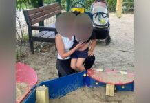 Патрульні Дніпра повернули матері дитину, що загубилась